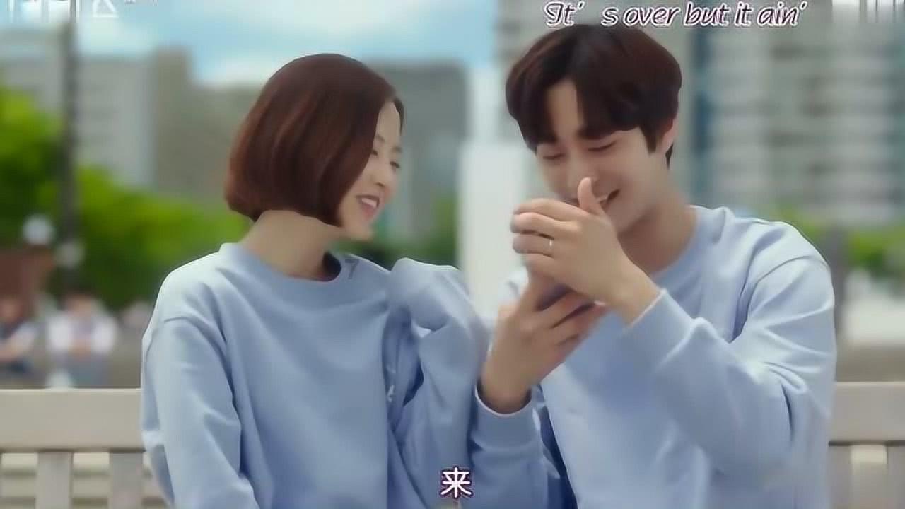 带小狗去露营,上一秒还开开心心,听见鞭炮声小狗脸瞬间挎起...