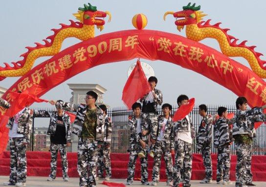 逃离诡异的古庙